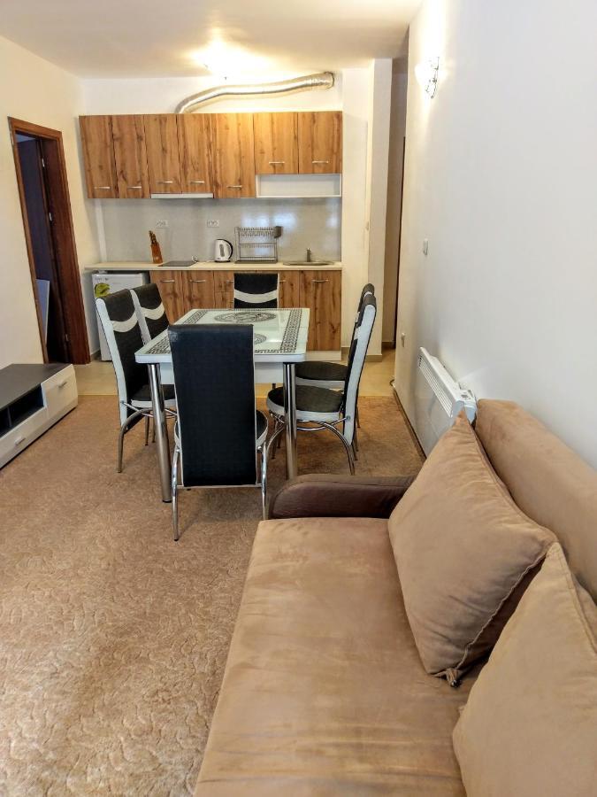 Private Apartments Nevena Pamporowo Exterior foto